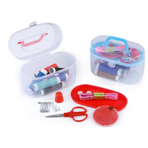 Varrókészlet átlátszó műanyag dobozban