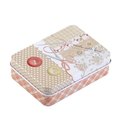 Varrókészlet fém dobozban