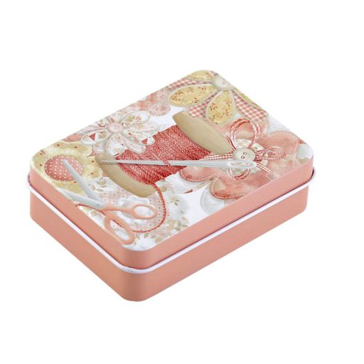 Varrókészlet fém dobozban