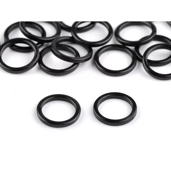 Rövidítő és karika fehérneműre szélessége 12 mm műanyag - 4 fekete karika (200 db-os csomagolás) Rövidítő és karika fehérneműre szélessége 12 mm műanyag - 4 fekete karika (200 db-os csomagolás)