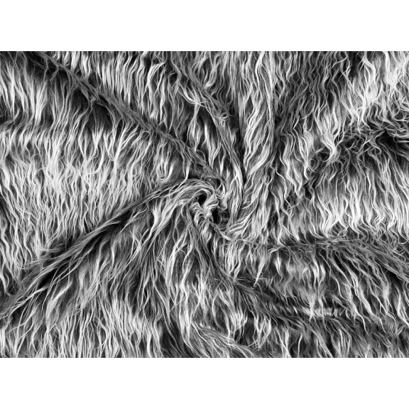 Műszőrme középhosszú szálú – szürke csík 40 cm x 160 cm Műszőrme középhosszú szálú – szürke csík 40 cm x 160 cm