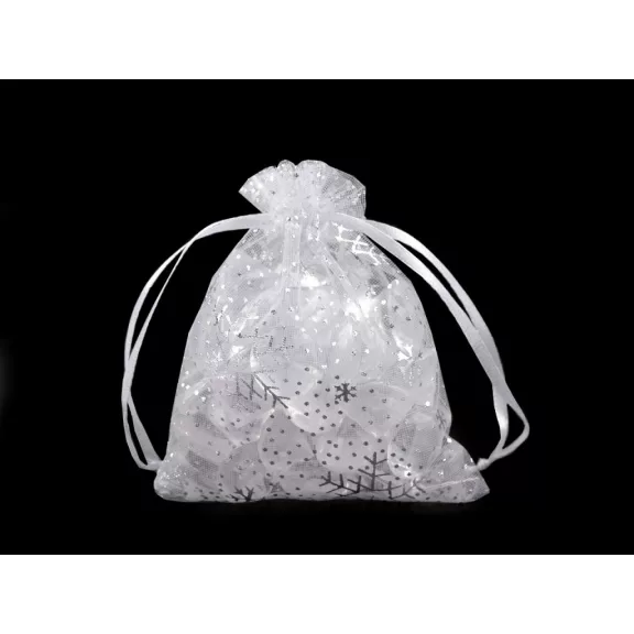 Karácsonyi ajándék tasak pelyhek 9x11 cm organza - fehér ezüst (5 db-os csomagolás) Karácsonyi ajándék tasak pelyhek 9x11 cm organza - fehér ezüst (5 db-os csomagolás)