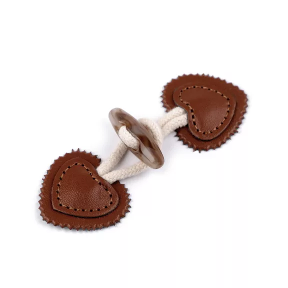 Bundakapocs mini oliva / táskakapocs - 2 barna konyak (1 pár) Bundakapocs mini oliva / táskakapocs - 2 barna konyak (1 pár)