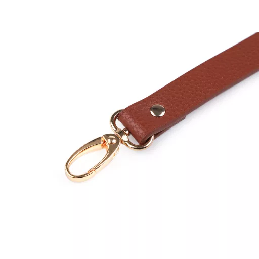 Bőr táska fül karabinerrel hossz 41-43 cm