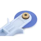 Textilvágó görgős kés Ø45 mm Patschwork - jégkék (10 db-os csomagolás) Textilvágó görgős kés Ø45 mm Patschwork - jégkék (10 db-os csomagolás)