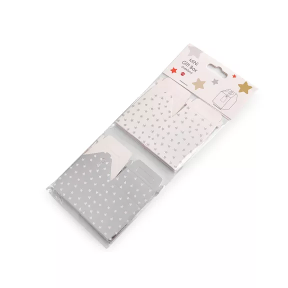 Mini ajándék doboz cimkével - 3 ezüst (4 db-os csomagolás) Mini ajándék doboz cimkével - 3 ezüst (4 db-os csomagolás)