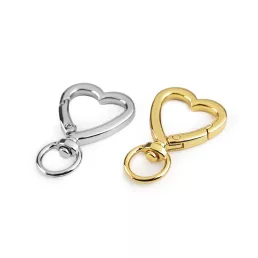 Fém forgó karabiner szív 10 mm-es átfűzőnyílással