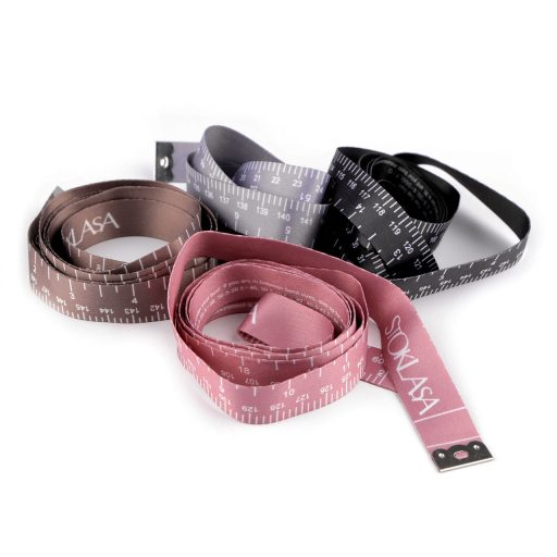 Szatén mérőszalag