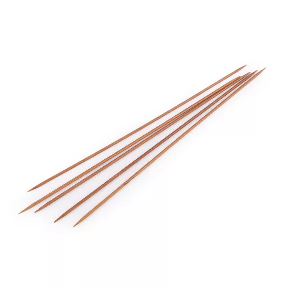 Kesztyűkötőtű 2; 2,5; 3; 3,5; 4,5 - 2 (2,5 mm) sötét bambusz (1 szett) Kesztyűkötőtű 2; 2,5; 3; 3,5; 4,5 - 2 (2,5 mm) sötét bambusz (1 szett)
