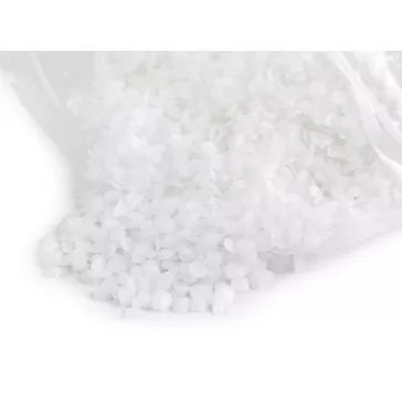   Szójaviasz - pelletek gyertyakészítéshez 1000 g - természetes fehér (1 zacskó)