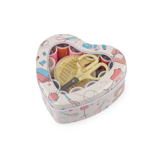 Varrókészlet fémdobozban