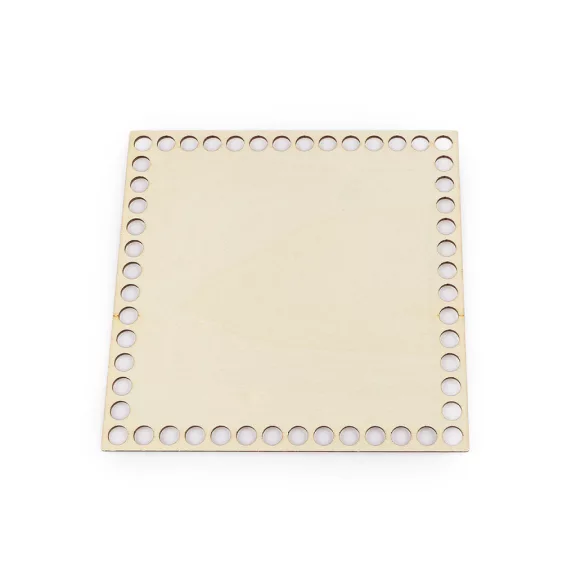 Horgoláshoz / kosárkészítéshez való fa alap 15x15 cm - természetes világos (10 db-os csomagolás) Horgoláshoz / kosárkészítéshez való fa alap 15x15 cm - természetes világos (10 db-os csomagolás)
