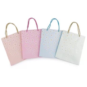   Ajándéktáska virág mintás 18x23 cm - variáns készlet (12 db-os csomagolás)