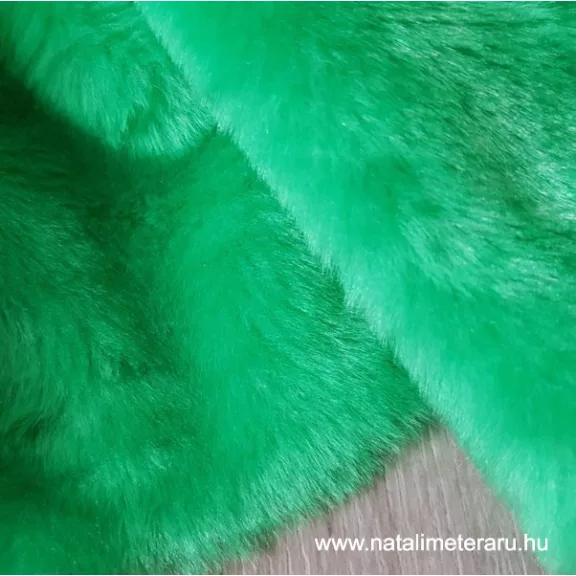 Zöld rövid szálú műszőrme csík 30 cm x 148 cm Zöld rövid szálú műszőrme csík 30 cm x 148 cm