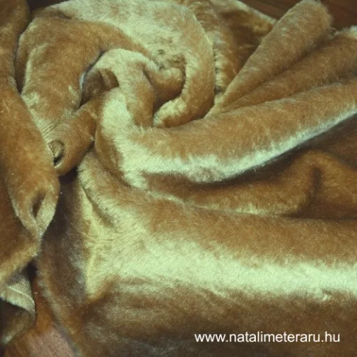 Tevebarna rövid szálú műszőrme 