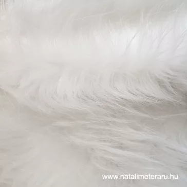Törtfehér hosszú szálú műszőrme csík 40 cm x 148 cm