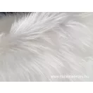 Törtfehér középhosszú műszőrme Törtfehér középhosszú műszőrme